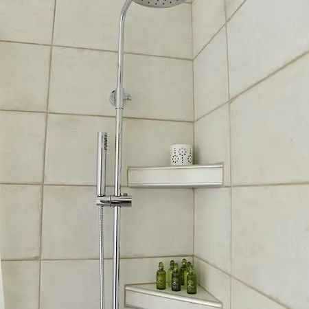 Kyma And * Asproválta